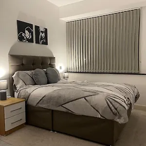 Augustus House 1 Bedroom Apollo Apartment Bradford (West Yorkshire)
